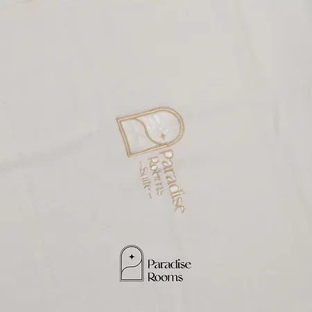 アパート Paradise *