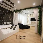 Paradise Apartman *