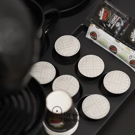 Apartment Paradise *