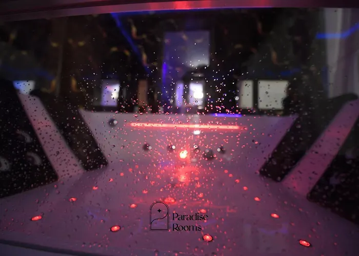 Paradise Apartment *